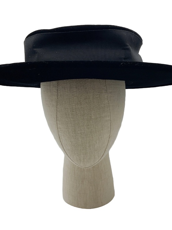 CHANEL VINTAGE RARE BLACK GROSGRAIN TRIMMED VELVET HAT